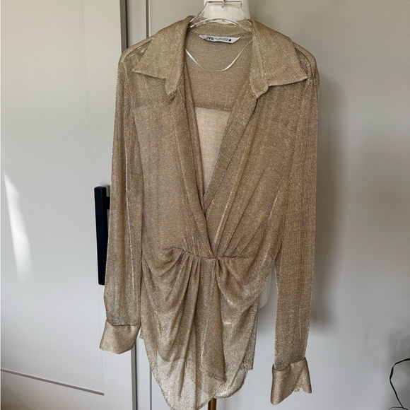 Zara Tops - Zara Metallic Knit Top